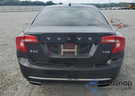 2016 Volvo S60 Premier из США, поврежденный, VIN LYV402FK9GB113481